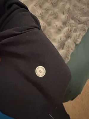 Lululemon Joggers  thumbnail 4