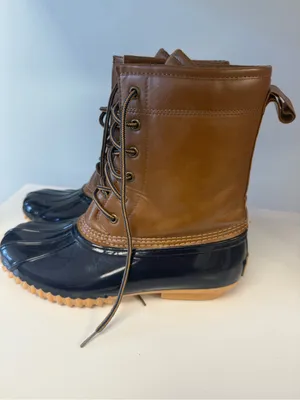 Classic totes Duck rain Boots in Brown and Navy size 9 thumbnail 3