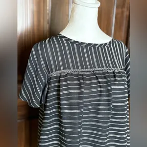 Ava Viv Striped Black and White Women's Short Sleeve Top Size 1X thumbnail 3