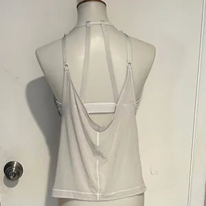 Lululemon Revitalize Tank - Size 6 - No‎ Size Tag/Yes Size Dot. thumbnail 3