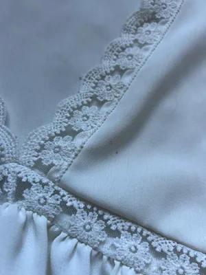 White Blouse Size XS thumbnail 4