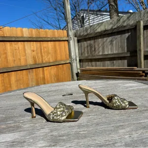 Marc Fisher‎ Norsa Block Heel Braided Sandal gold Leather classy fall size 7.5 thumbnail 2