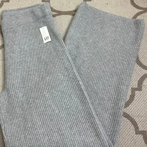 Gap CashSoft Wide Leg Ribbed Knit Pull-On Pants Light Grey Heather Medium NWT thumbnail 2