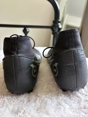 Nike Mercurial Vapor 15 Elite FG Black with gold accents and textured grid pattern thumbnail 3