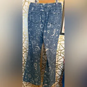 NWT WISTERIA LANE Sun and Moons Bellbottoms, L thumbnail 5