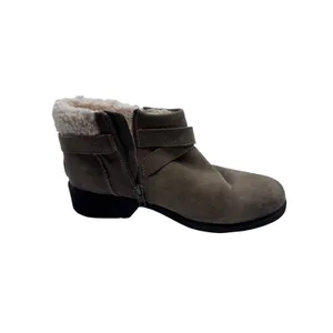 UGG 10 Brown Ankle Boots Women's Suede Shearling‎ Trim Buckle thumbnail 7