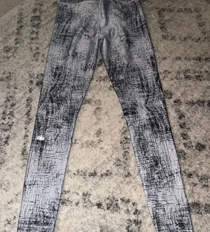 Alo leggings thumbnail 1