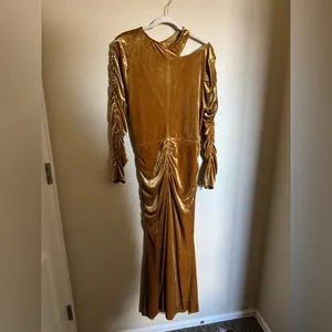 Ivy City‎ Co Romance Me Velvet Formal Dress Sz XL Gold Full Length thumbnail 6