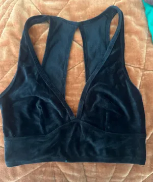 Velour black crop top Size M thumbnail 1