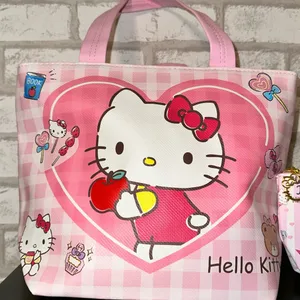 Sanrio Hello Kitty lunch bag and coin pouch thumbnail 2