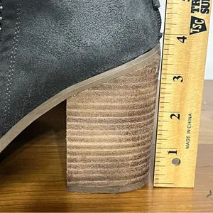 Madden Girl Mocha Gray and Silver Ankle Boots Size 9M Block Heel‎ Y2K Perforated thumbnail 9
