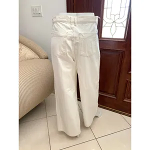 Rokh x GU (Uniqlo) Wide Button Cotton Jeans in Off White thumbnail 7