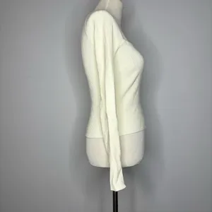 5/$25💜 SHEIN- White Ribbed MOD Sweetheart Neck Crop Tube Long Sleeves Sweater thumbnail 2