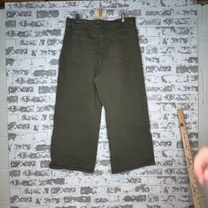 Loft | women wide leg green denim jeans thumbnail 4