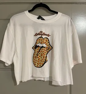 Graphic T-shirt thumbnail 1