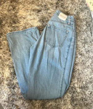 Hollister women’s , high waisted dad jeans thumbnail 1