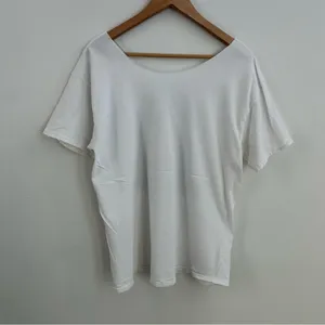White Brandy off-the-shoulder t-shirt thumbnail 4