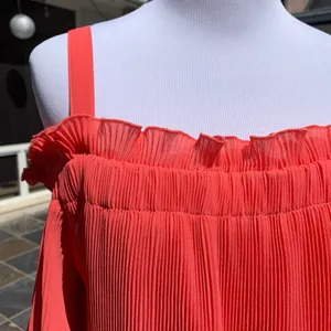 NWT NEW Cupio Coral Pleated Cold Shoulder Top M thumbnail 3