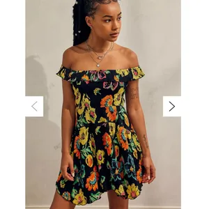Urban Outfitters Aubrey Floral Off-Shoulder Mini Dress size S NWT thumbnail 3