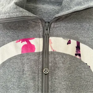 Lululemon In Stride Jacket Heathered Fossil Blurred Blossoms White Womens 6 thumbnail 8
