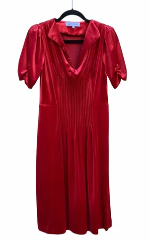 Lila Rose Bridesmaid Red Velvet Knee Length Pleated Front Dress 6 thumbnail 1