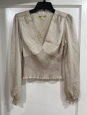 Gianni Bini Cream V-Neck Smocked-Waist Long Sleeve Blouse XS thumbnail 1