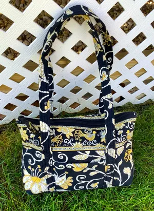 Vera Bradley purse🖤💛🤍 thumbnail 1