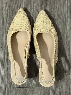 Heels Tan Size 7.5 thumbnail 1