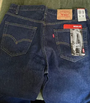 Straight-Leg Jeans thumbnail 4