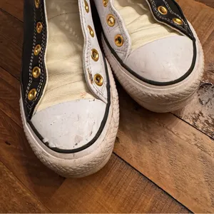 CONVERSE High-Top Sneakers with Gold‎ Eyelets thumbnail 4