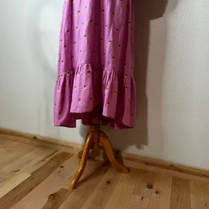 Farm Rio Pink Linen Embroidered Pineapples Tiered Midi Dress SMALL thumbnail 7