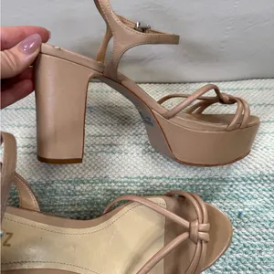 Schutz Kelsie Platform Sandals Womens 8.5 Beige Strappy Block Heel Ankle Strap thumbnail 3