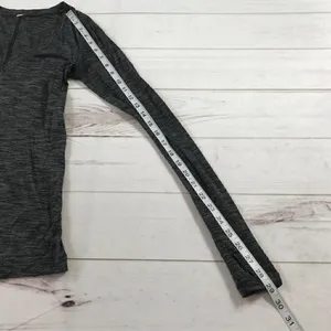 Lululemon Women V-Neck Long Sleeve Workout Shirt thumbnail 8