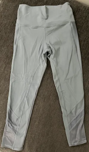 Alo Leggings thumbnail 1