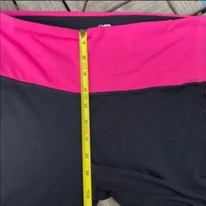 alo Black Cropped Leggings Size M thumbnail 3