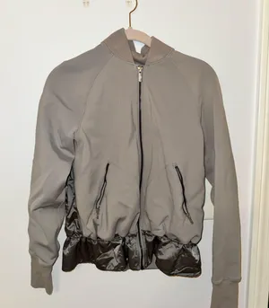 Lululemon jacket Gray thumbnail 1