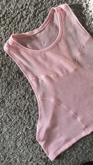 Lululemon Tank thumbnail 2