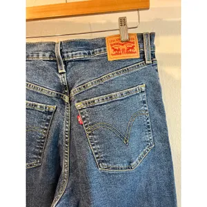 Levi's Ribcage Straight Ankle Cropped Dark Wash Cotton Denim Jeans Size 31 thumbnail 5