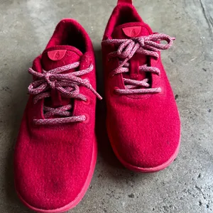 Allbirds Women's Wool Runners - Tuke Marinara (Marinara Sole) - 8 thumbnail 3