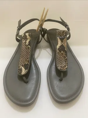 COLE HAAN Molly Flat Thong ll gray leather with snake skin pattern size 10 thumbnail 1