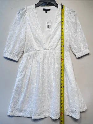 Fore Floral Eyelet Puff Sleeve Dress Size XS White NWT thumbnail 5