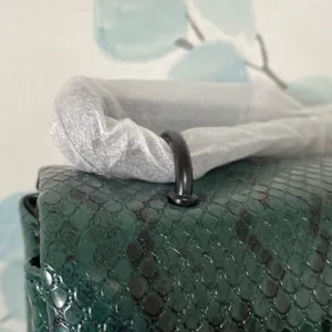 Nicole Miller Black and Green Snake Skin Crossbody Chain Link Strap Purse thumbnail 6