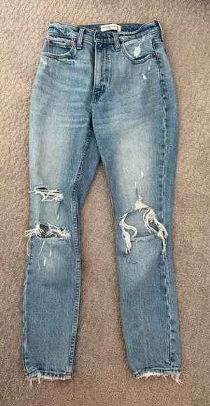 Abercrombie & fitch high waisted jeans thumbnail 1