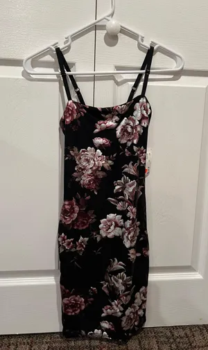 Bodycon Dress thumbnail 1