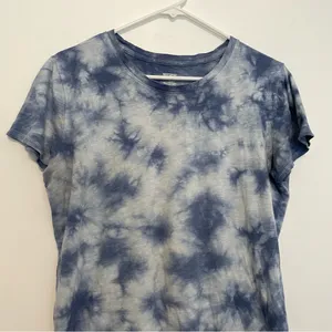 VS PINK VICTORIA'S SECRET PINK Perfect Crew Tee Blue Tie Dye Cotton Short Sleeve thumbnail 4