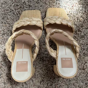Dolce Vita Braided Raffia Heeled Sandals Size 7.5 thumbnail 5