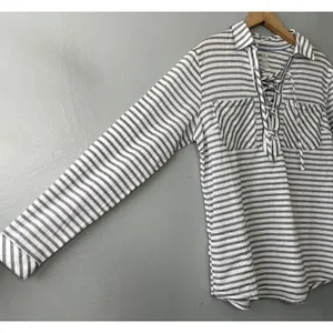 Mountain Hardwear Tunic Top Size Medium Gray White Striped Lace Up Beach Coastal thumbnail 2