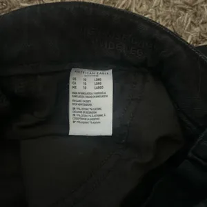 Black American Eagle Cargo Jeans thumbnail 4