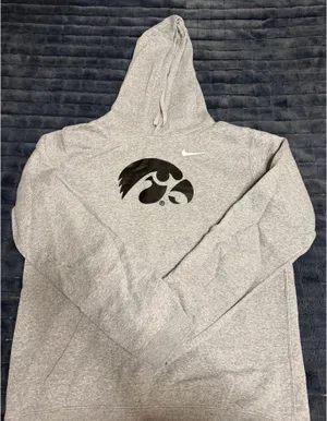 Women’s Nike Sweatshirt thumbnail 1