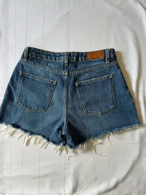 Sézane Indigo Button-Front Distressed Denim Shorts thumbnail 5
